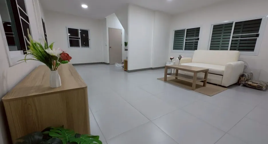 For sale 2 bedrooms house in Mueang Chai Nat, Chainat