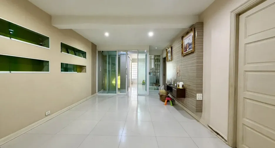 For sale office in Bang Bua Thong, Nonthaburi