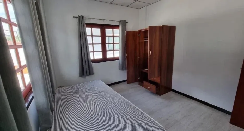 For rent 3 bedrooms house in Mueang Nonthaburi, Nonthaburi