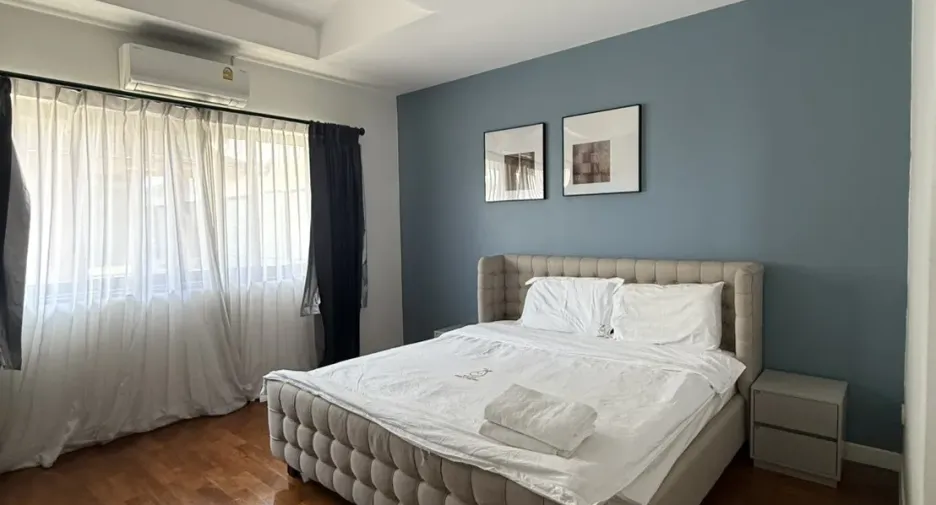 Casa en alquiler de 5 habitaciones en Watthana, Bangkok