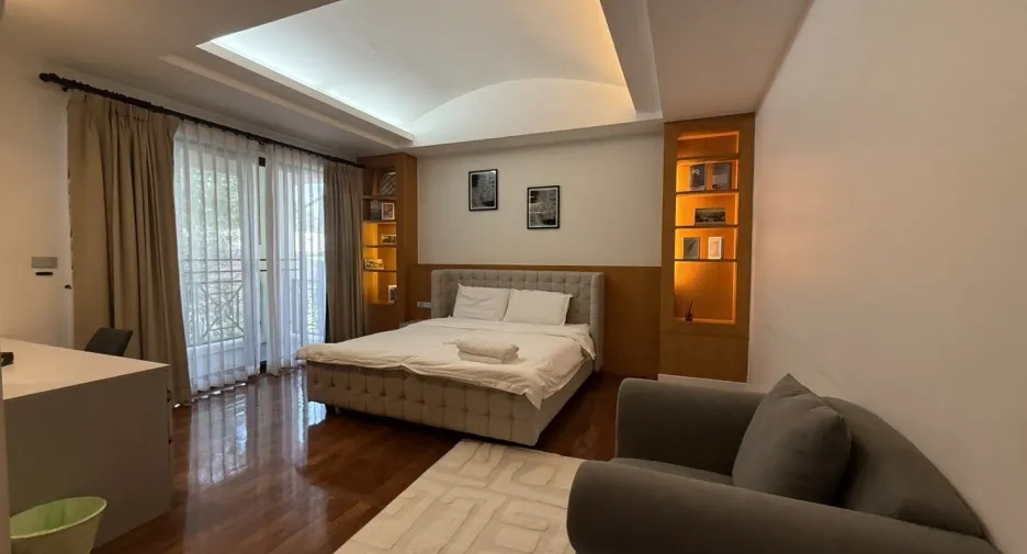 Casa en alquiler de 5 habitaciones en Watthana, Bangkok