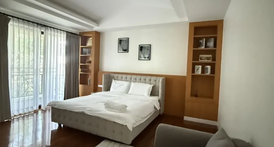 Casa en alquiler de 5 habitaciones en Watthana, Bangkok
