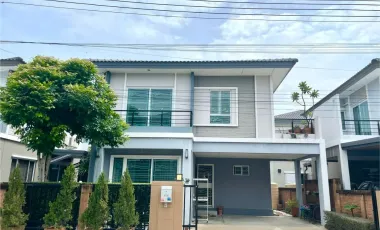 À louer 3 chambres maison à Khlong Luang, Pathum Thani