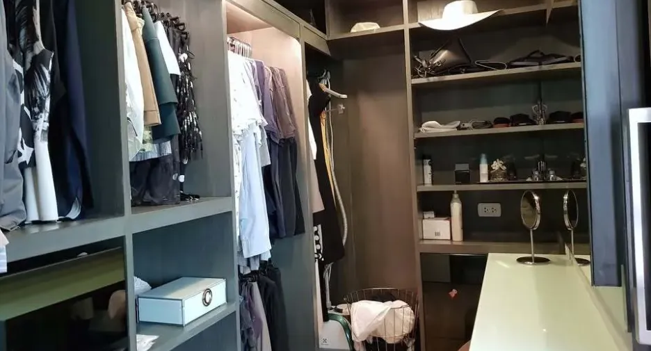 For sale 2 bedrooms condo in Yan Nawa, Bangkok