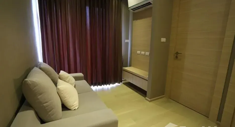 For rent 1 bed condo in Sathon, Bangkok