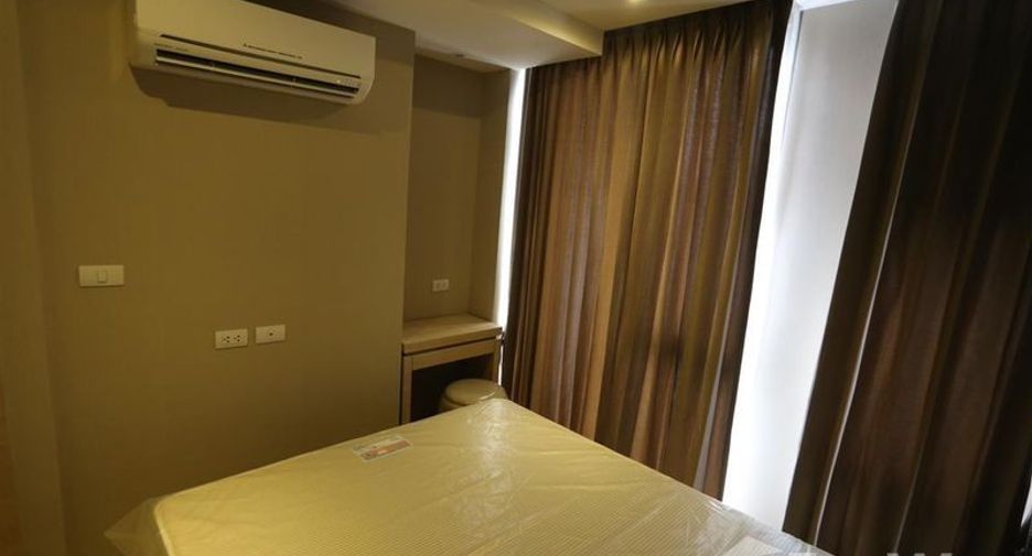 For rent 1 bed condo in Sathon, Bangkok