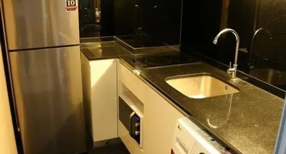For rent 1 bed condo in Sathon, Bangkok