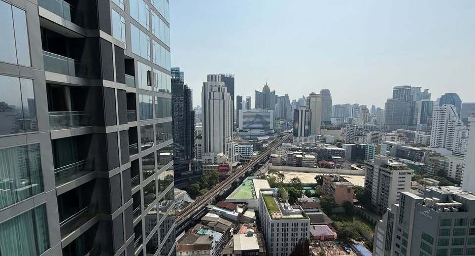 Wohnung zur Miete mit 2 Zimmer in Khlong Toei, Bangkok