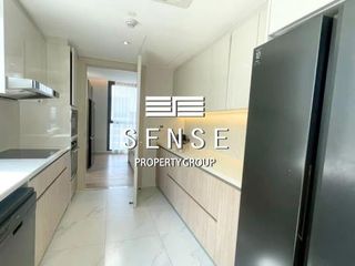 For rent 4 bedrooms condo in Khlong Toei, Bangkok