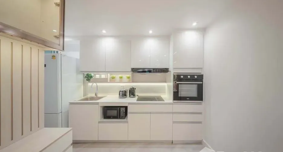 For rent 2 bedrooms condo in Yan Nawa, Bangkok