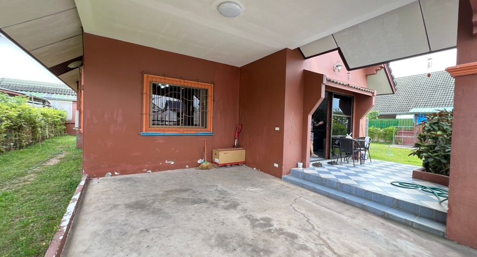 For sale 4 bedrooms house in East Pattaya, Pattaya