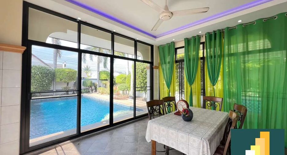 Casa en venta de 4 habitaciones en Bang Lamung, Chonburi