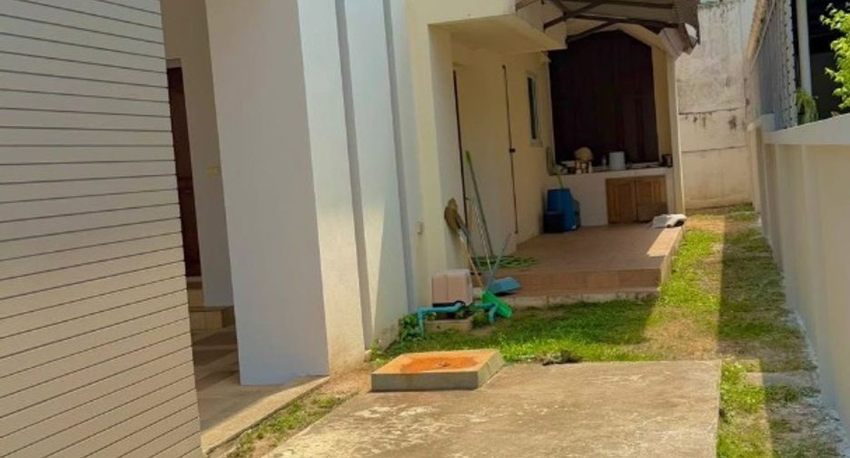 For rent 5 bedrooms house in Bang Lamung, Chonburi