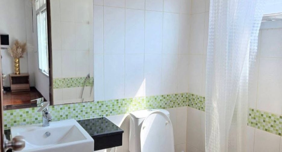For rent 5 bedrooms house in Bang Lamung, Chonburi