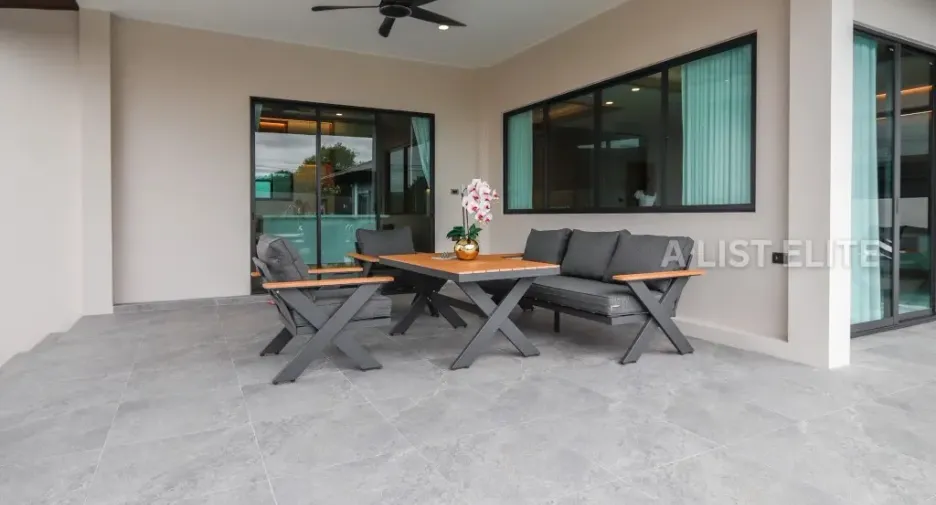 For rent 4 bedrooms house in Bang Lamung, Chonburi