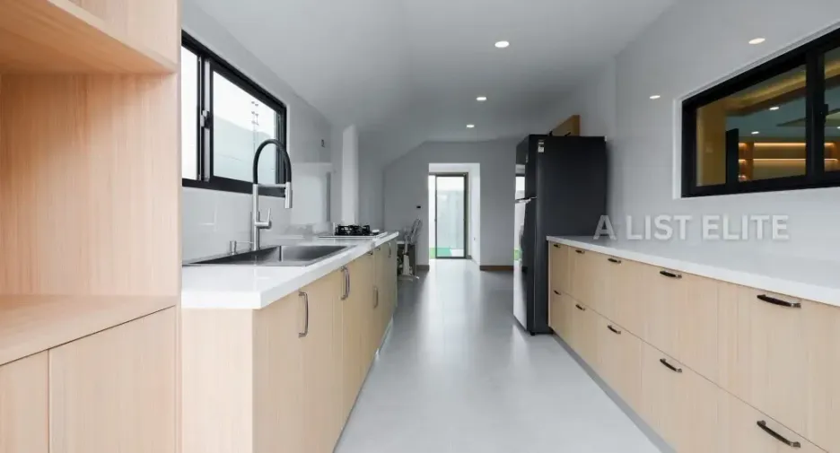 For rent 4 bedrooms house in Bang Lamung, Chonburi