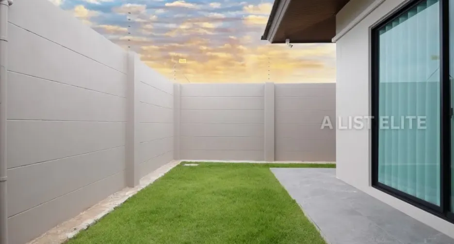 For rent 4 bedrooms house in Bang Lamung, Chonburi