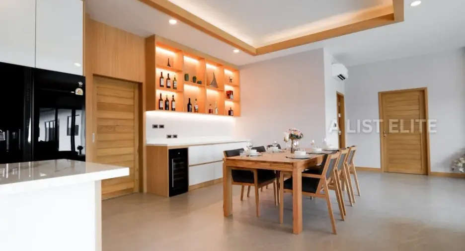 For rent 4 bedrooms house in Bang Lamung, Chonburi