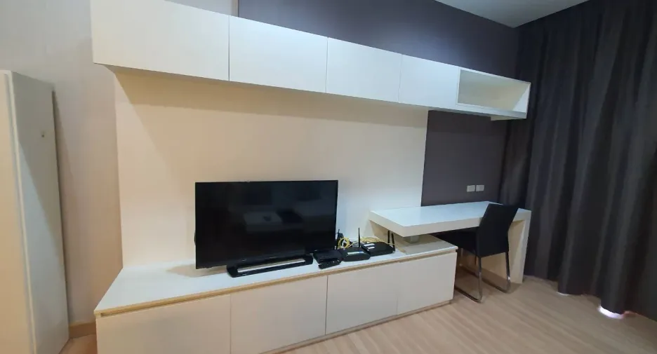 Продажа и аренда 1 кровать кондо в Кхлонг Сан, Бангкок