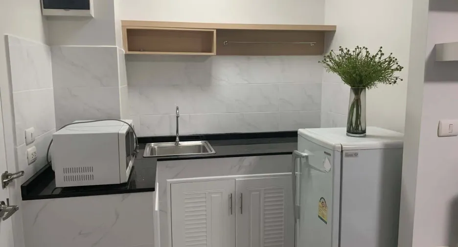 For rent studio condo in Phra Khanong, Bangkok