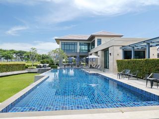 À louer et à vendre 4 chambres maison à Bang Lamung, Chonburi