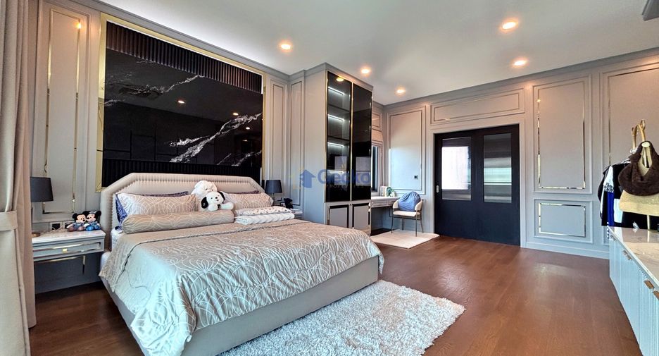 Casa en alquiler y en venta de 4 habitaciones en Bang Lamung, Chonburi