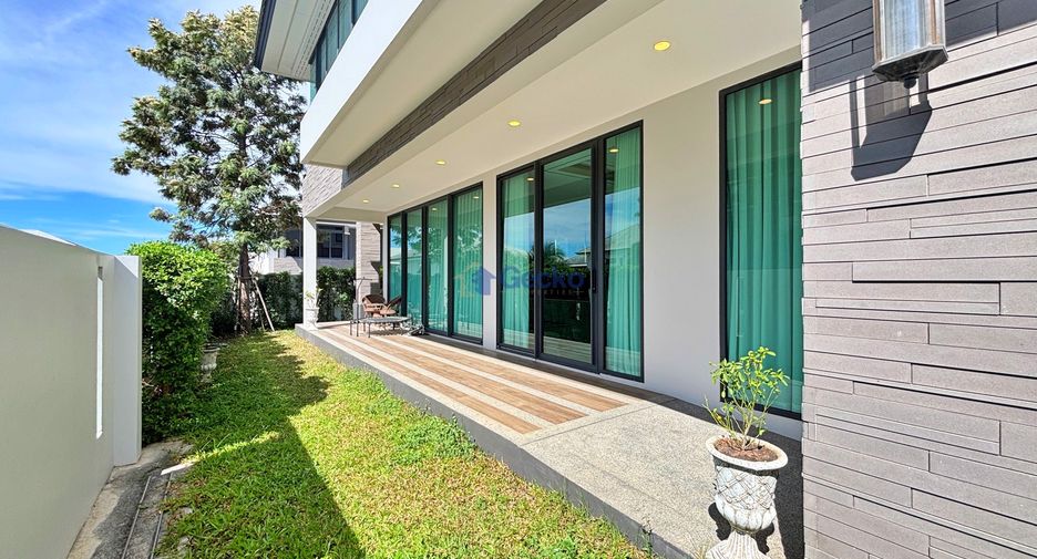 Casa en alquiler y en venta de 4 habitaciones en Bang Lamung, Chonburi