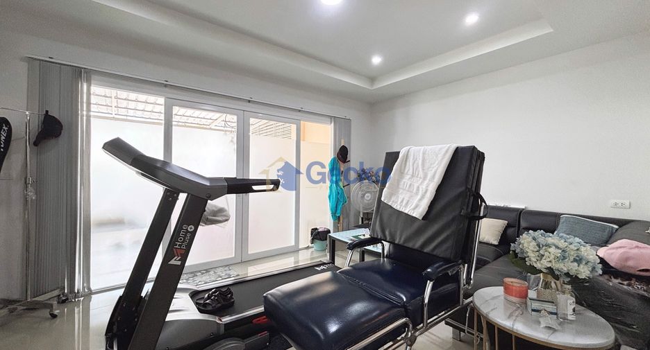 Casa en venta de 3 habitaciones en Bang Lamung, Chonburi