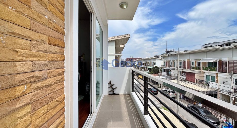 Casa en venta de 3 habitaciones en Bang Lamung, Chonburi