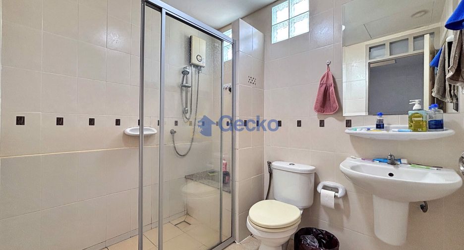 Casa en venta de 3 habitaciones en Bang Lamung, Chonburi