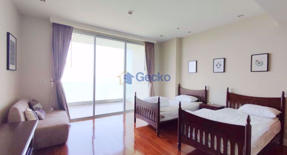 For sale 3 bedrooms condo in Bang Lamung, Chonburi