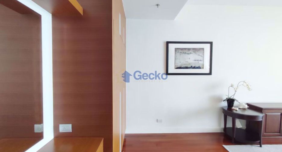 For sale 3 bedrooms condo in Bang Lamung, Chonburi