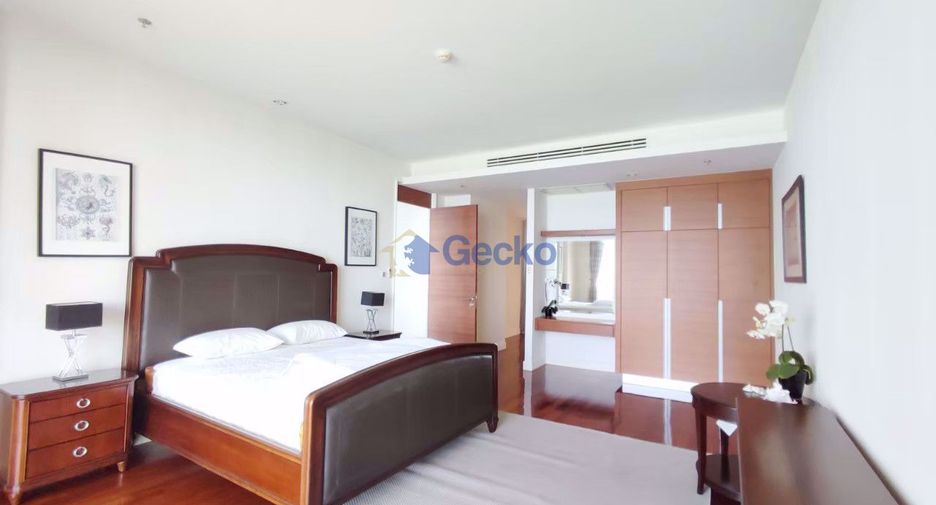 For sale 3 bedrooms condo in Bang Lamung, Chonburi
