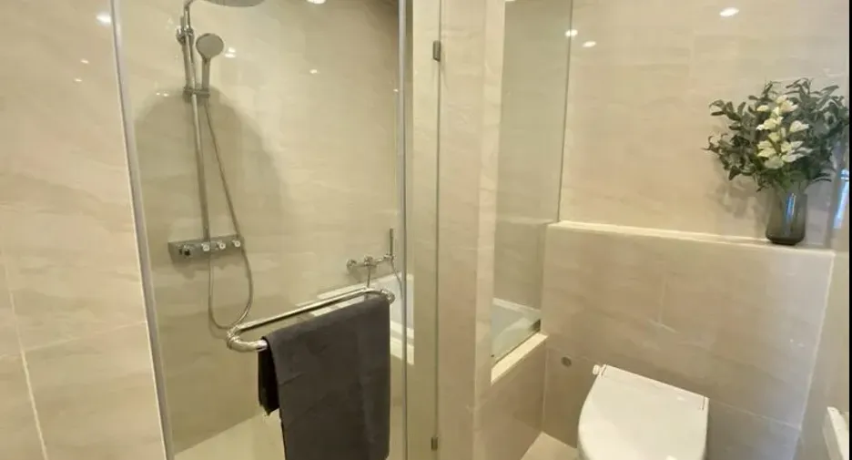 À louer 2 chambres condo à Watthana, Bangkok