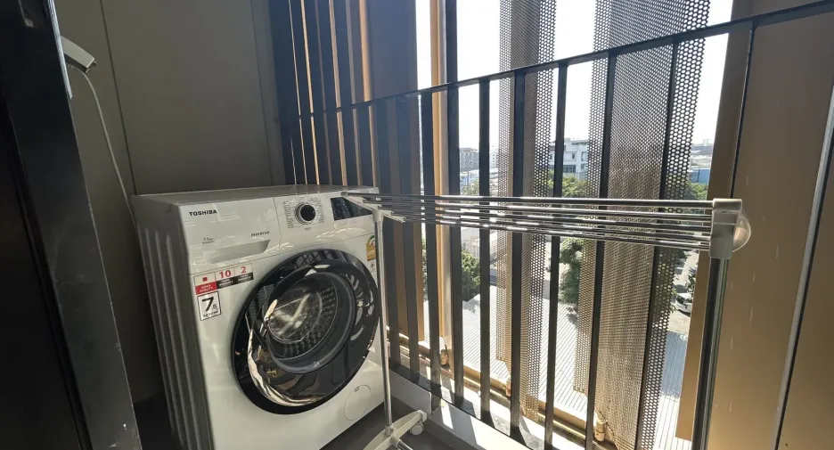 For rent 2 bedrooms condo in Wang Thonglang, Bangkok
