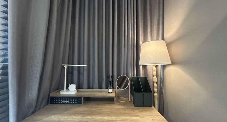 For rent 2 bedrooms condo in Wang Thonglang, Bangkok