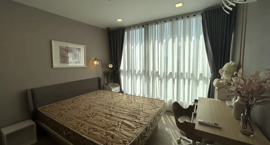 For rent 2 bedrooms condo in Wang Thonglang, Bangkok