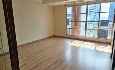 Condo en alquiler de 2 habitaciones en Khlong Toei, Bangkok