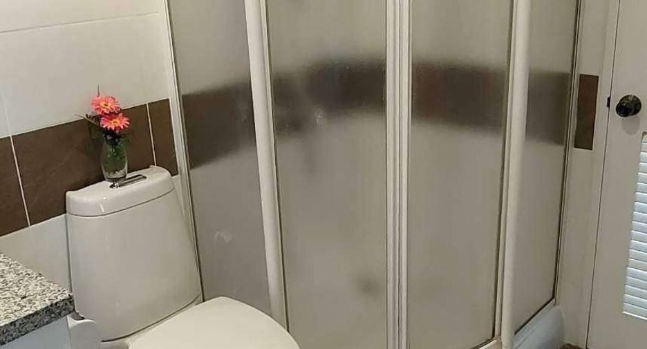 Condo en alquiler y en venta de 2 habitaciones en Khlong Toei, Bangkok