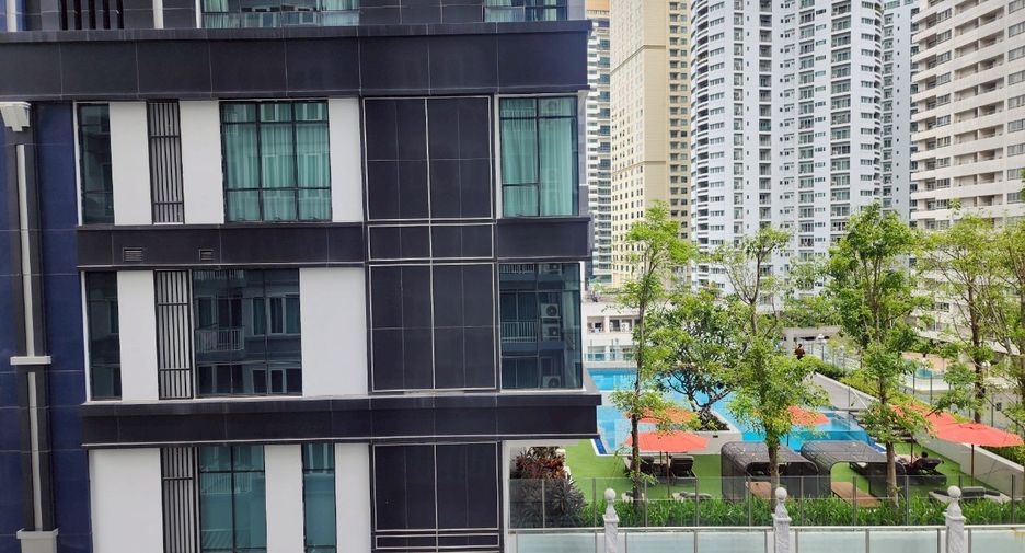For rent and for sale 1 bed condo in Khlong Toei, Bangkok