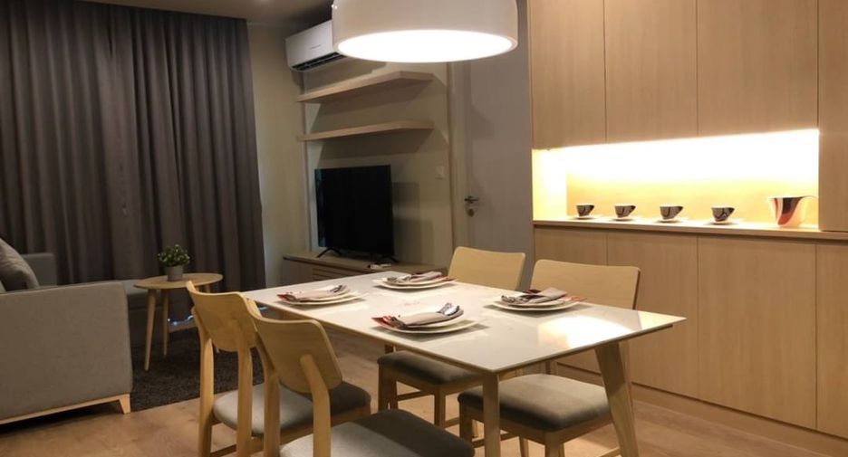 For rent 2 bedrooms condo in Watthana, Bangkok