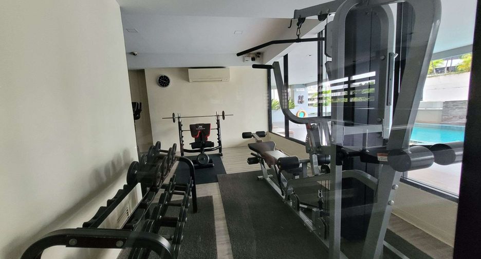 For rent 3 bedrooms condo in Watthana, Bangkok