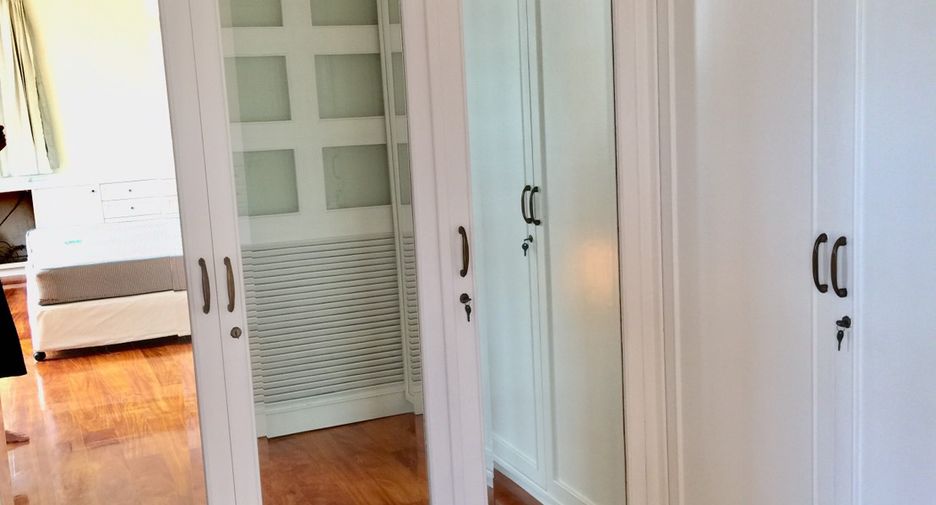 For rent 3 ベッドルーム condo in Watthana, Bangkok