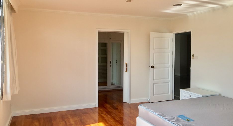For rent 3 ベッドルーム condo in Watthana, Bangkok