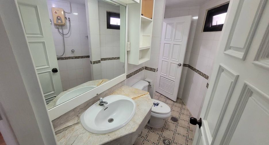 Wohnung zur Miete mit 3 Zimmer in Watthana, Bangkok