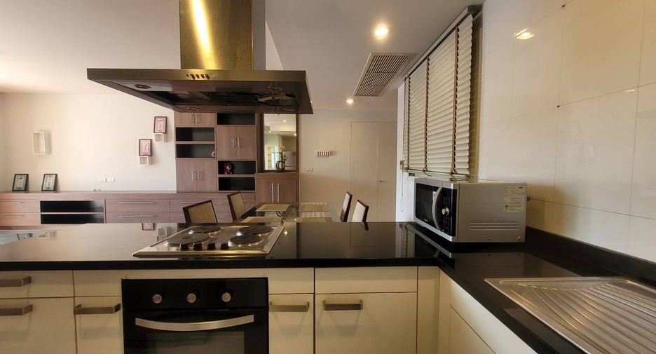 Wohnung zur Miete mit 2 Zimmer in Watthana, Bangkok