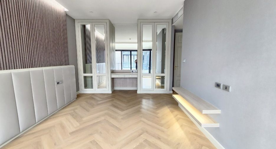 For rent 4 ベッドルーム condo in Watthana, Bangkok