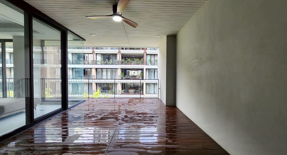 For rent 4 ベッドルーム condo in Watthana, Bangkok