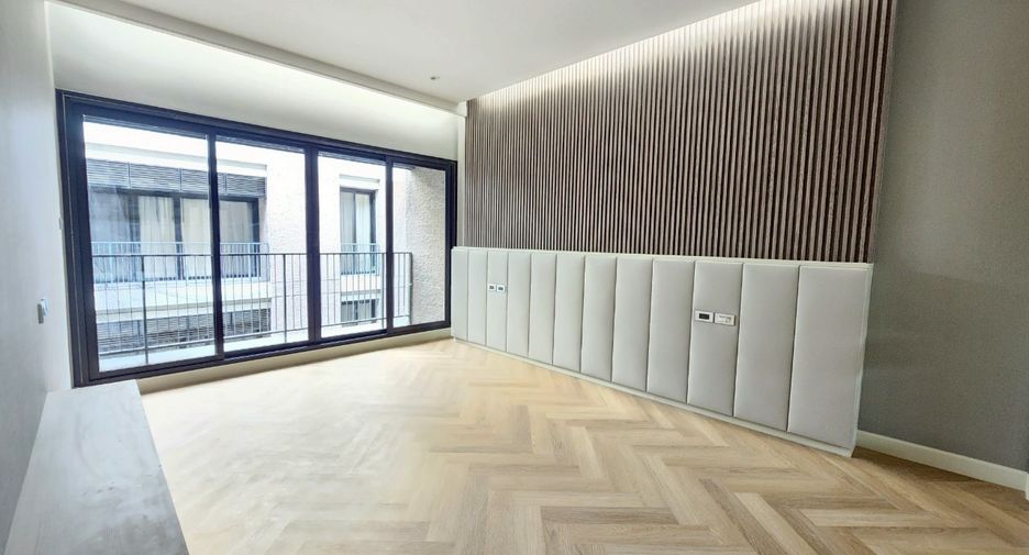 For rent 4 ベッドルーム condo in Watthana, Bangkok