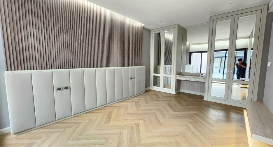 For rent 4 ベッドルーム condo in Watthana, Bangkok